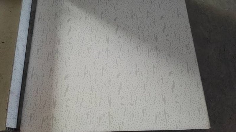 Chống cháy và chống sụt giảm trần